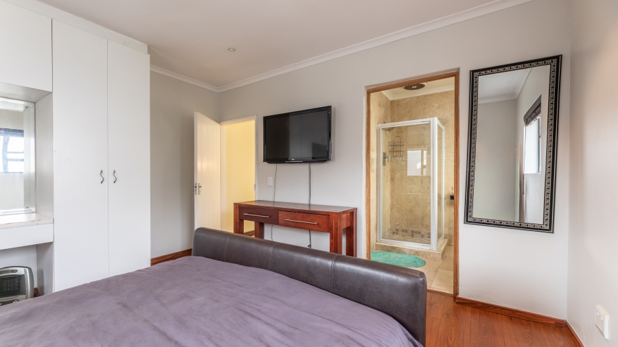 4 Bedroom Property for Sale in West Beach Western Cape